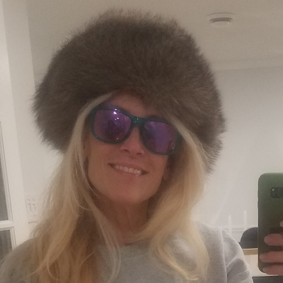 Genuine Mink & Fox Trim Fur Hat - Picture 4 of 13